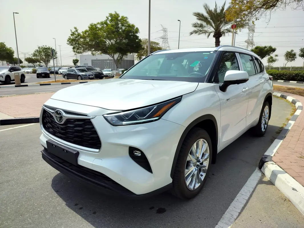 TOYOTA HIGHLANDER LIMITED HYBRID 2026