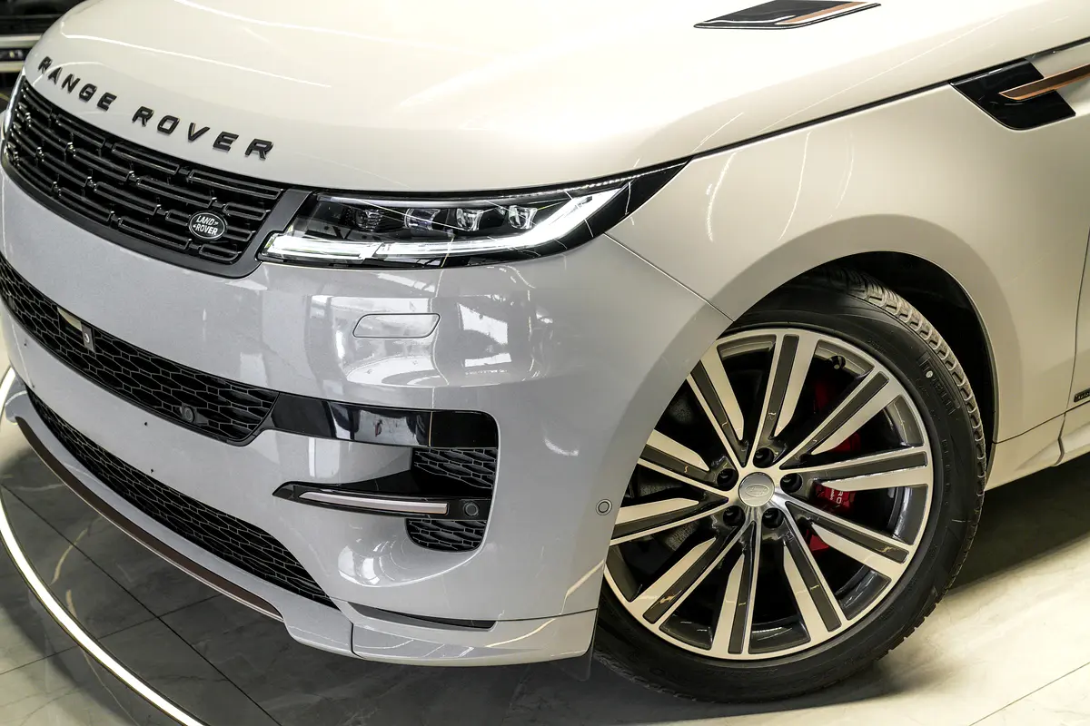 LAND ROVER RANGE ROVER SPORT 2025