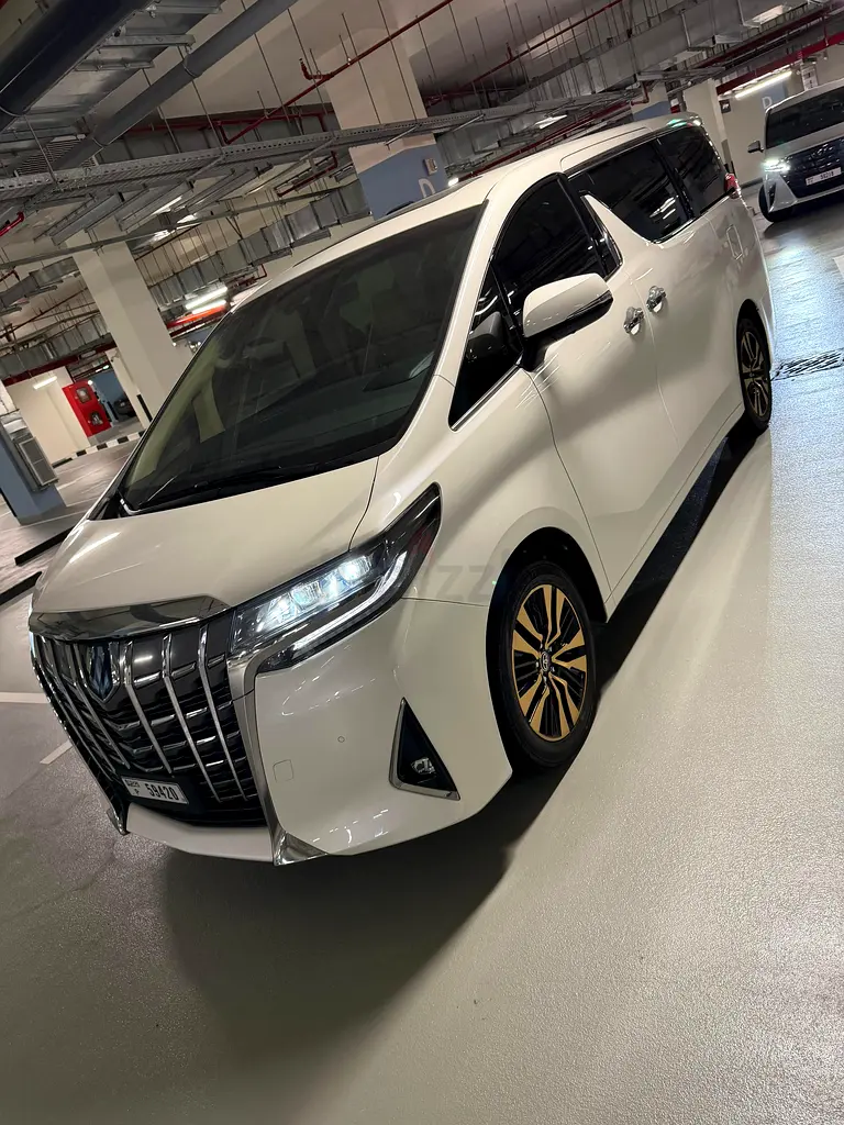 TOYOTA ALPHARD 2022