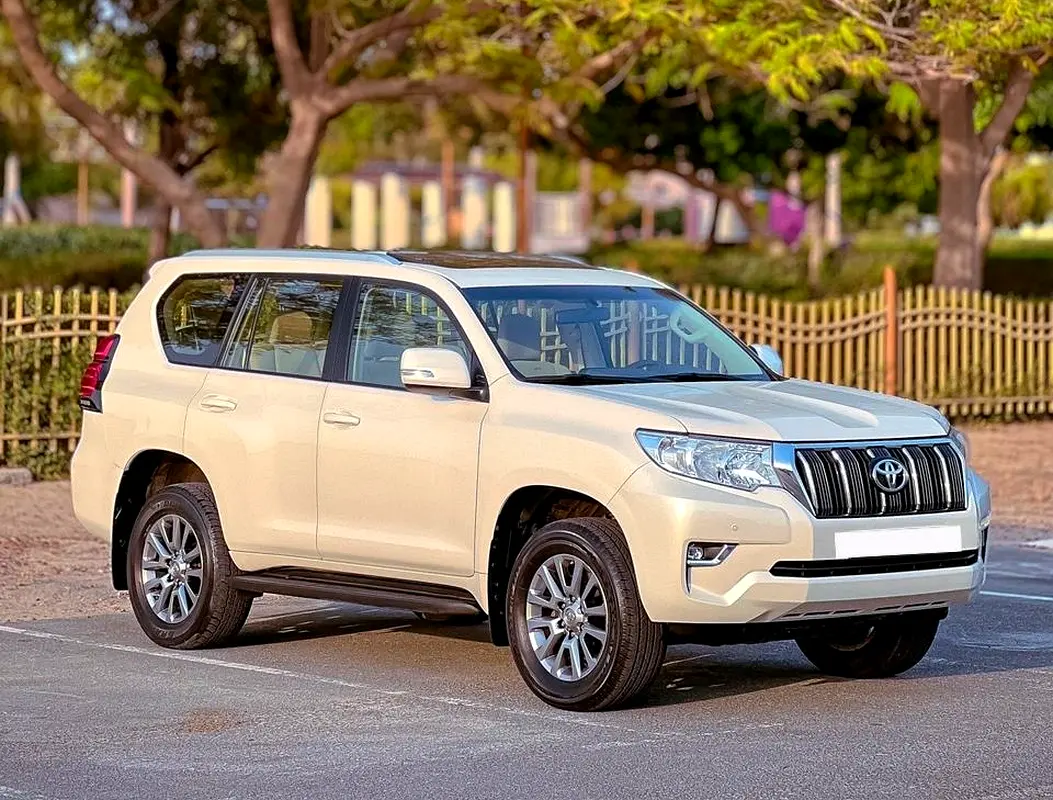 TOYOTA LAND CRUISER GXR 2019