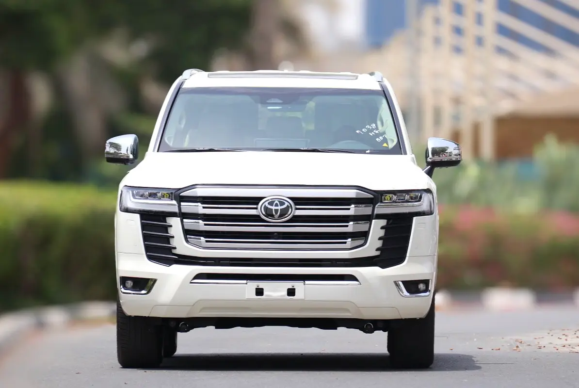 TOYOTA LAND CRUISER VXR 2026