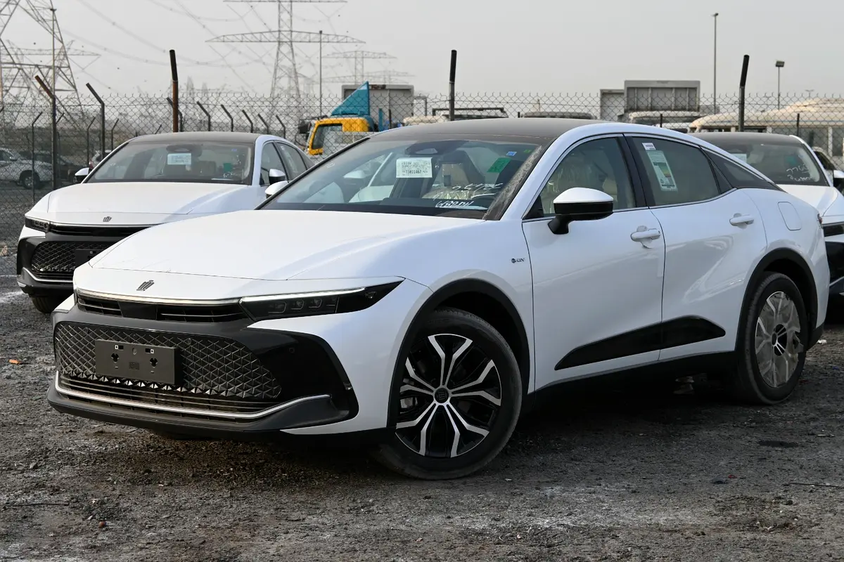 TOYOTA CROWN 2026