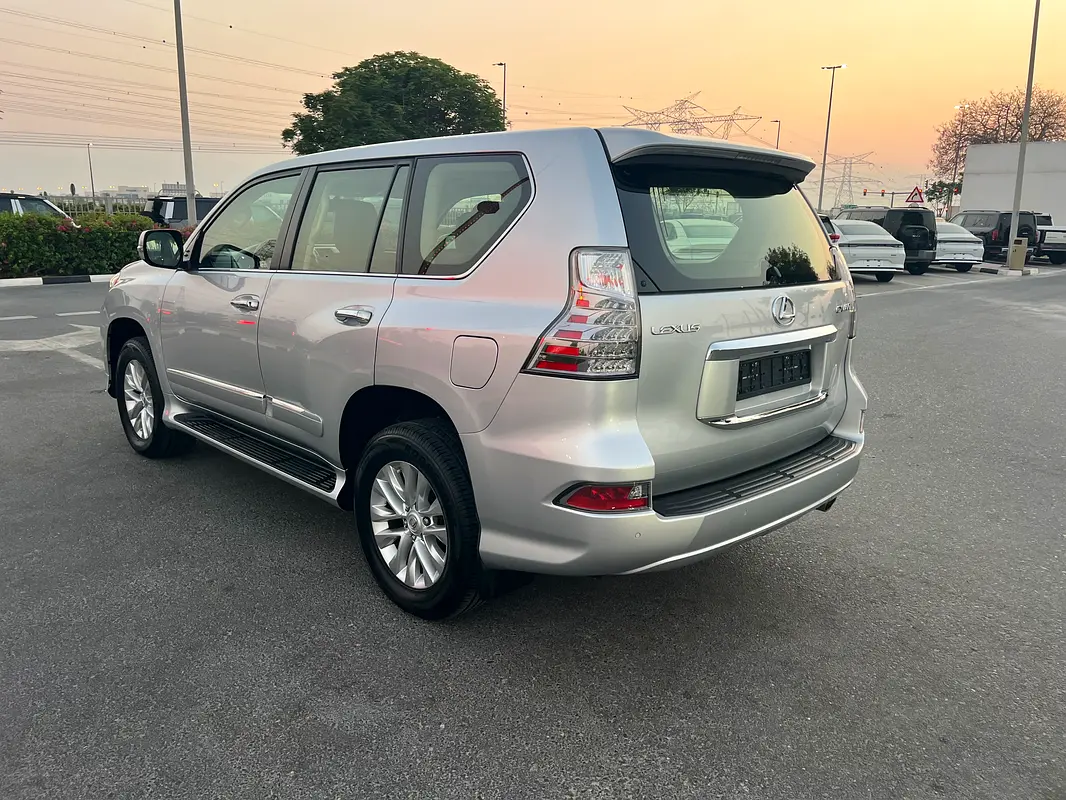 LEXUS GX460 2019 - photo 3