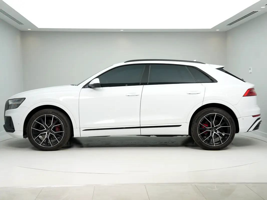 AUDI Q8 2022 - photo 2