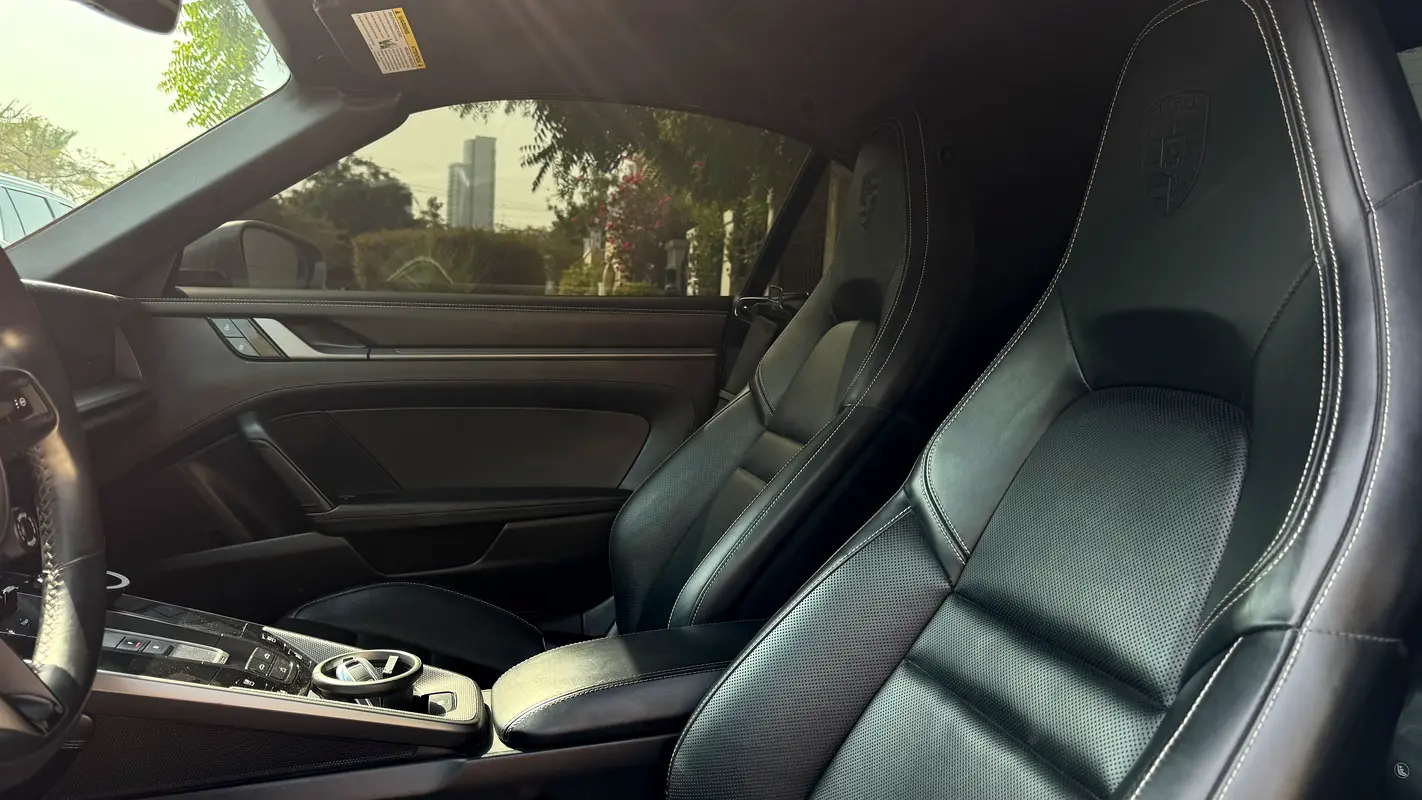 PORSCHE 911 Carrera 2020 - photo 5