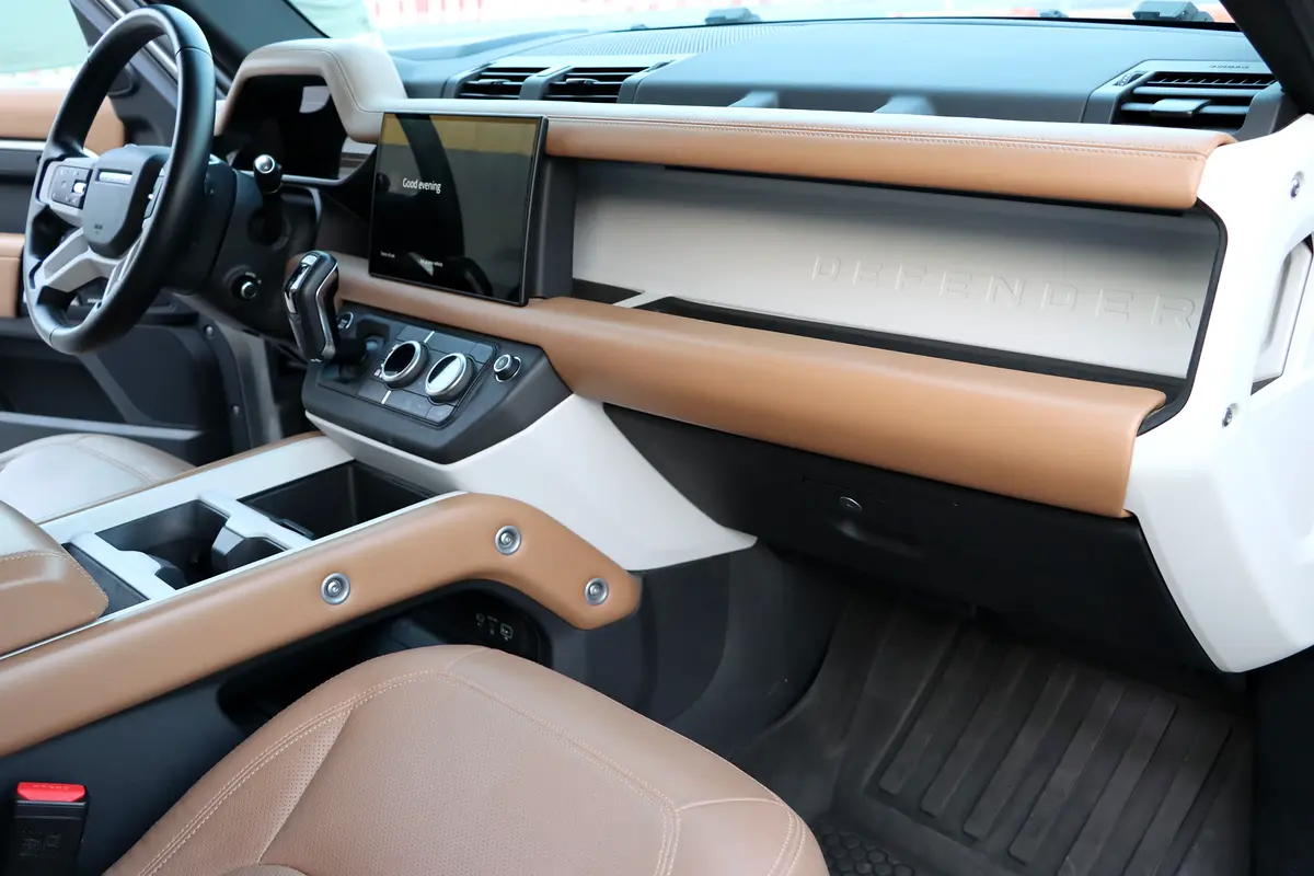 LAND ROVER Defender 110 X-Dynamic HSE 2025 - photo 7