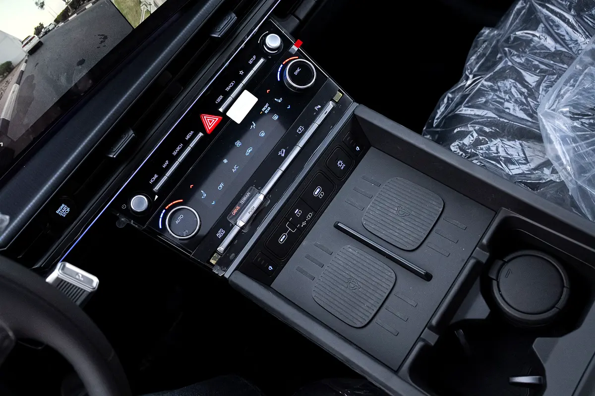 HYUNDAI Santa Fe Calligraphy 2024 - photo 14
