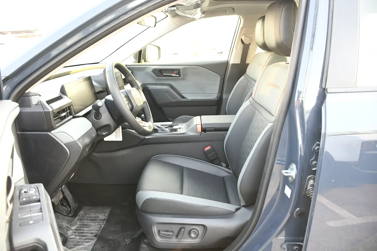 TOYOTA RAV4 Adventure 2026 - photo 5