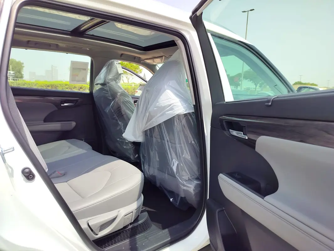 TOYOTA HIGHLANDER LIMITED HYBRID 2026 - photo 10